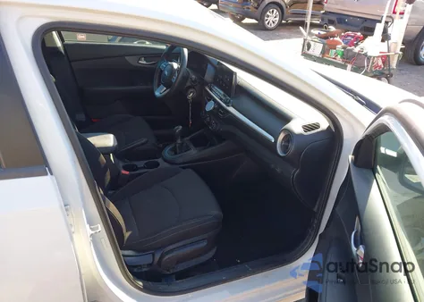 2021 Kia Forte Fe from USA, damaged, VIN 3KPF24AD3ME266963